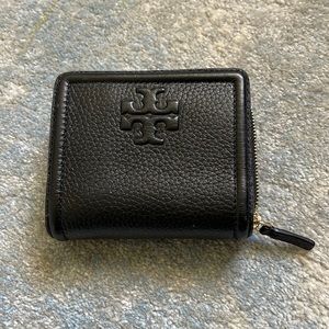 Tory Burch Thea BI Fold Wallet